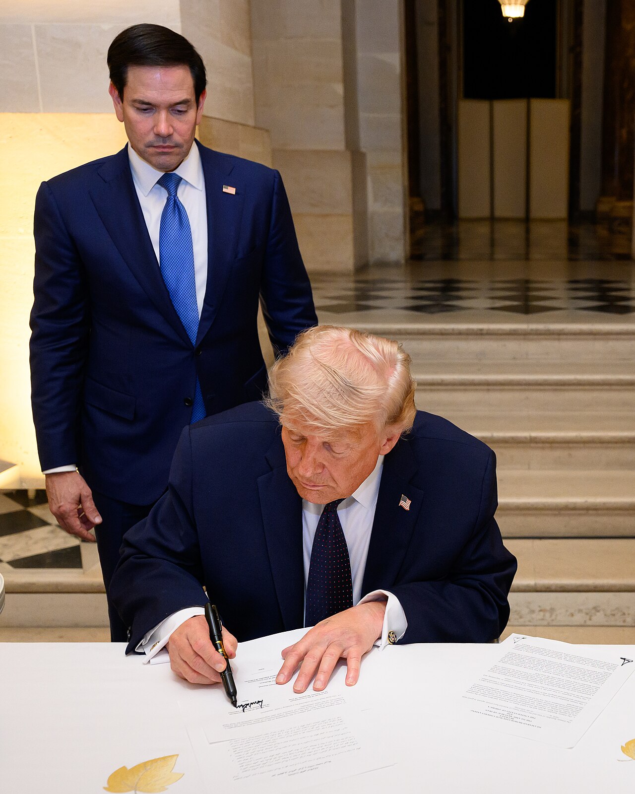 Trump'tan İran'a: Anlaşma Tercihim, Ama Seçenekler Masada