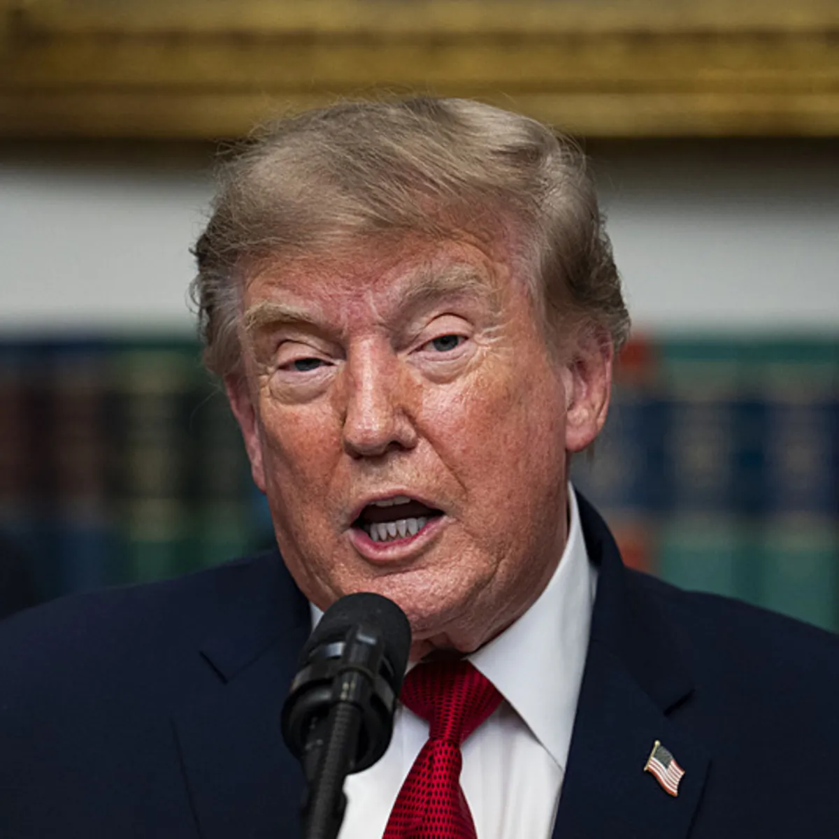 Trump'tan İran'a Tarihi Ekonomik Yaptırım Kararı