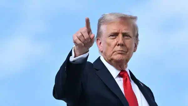 Trump: İran uranyumdan vazgeçse de yaptırımlar devam edecek