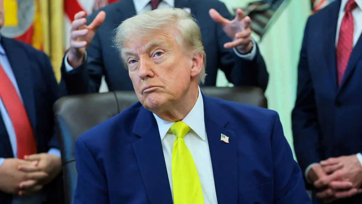 Trump'tan Küba ve İran'a yeni yaptırım sinyali: 'Sıradaki hedef