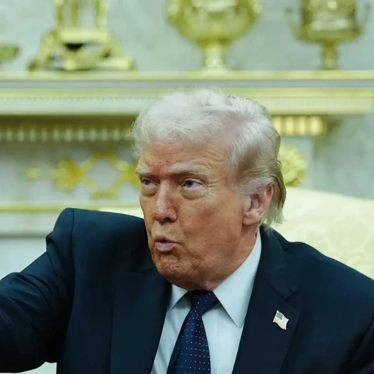 Trump'lı 1 Dolarlık Altın Para Piyasada: Saatler İçinde Tükendi