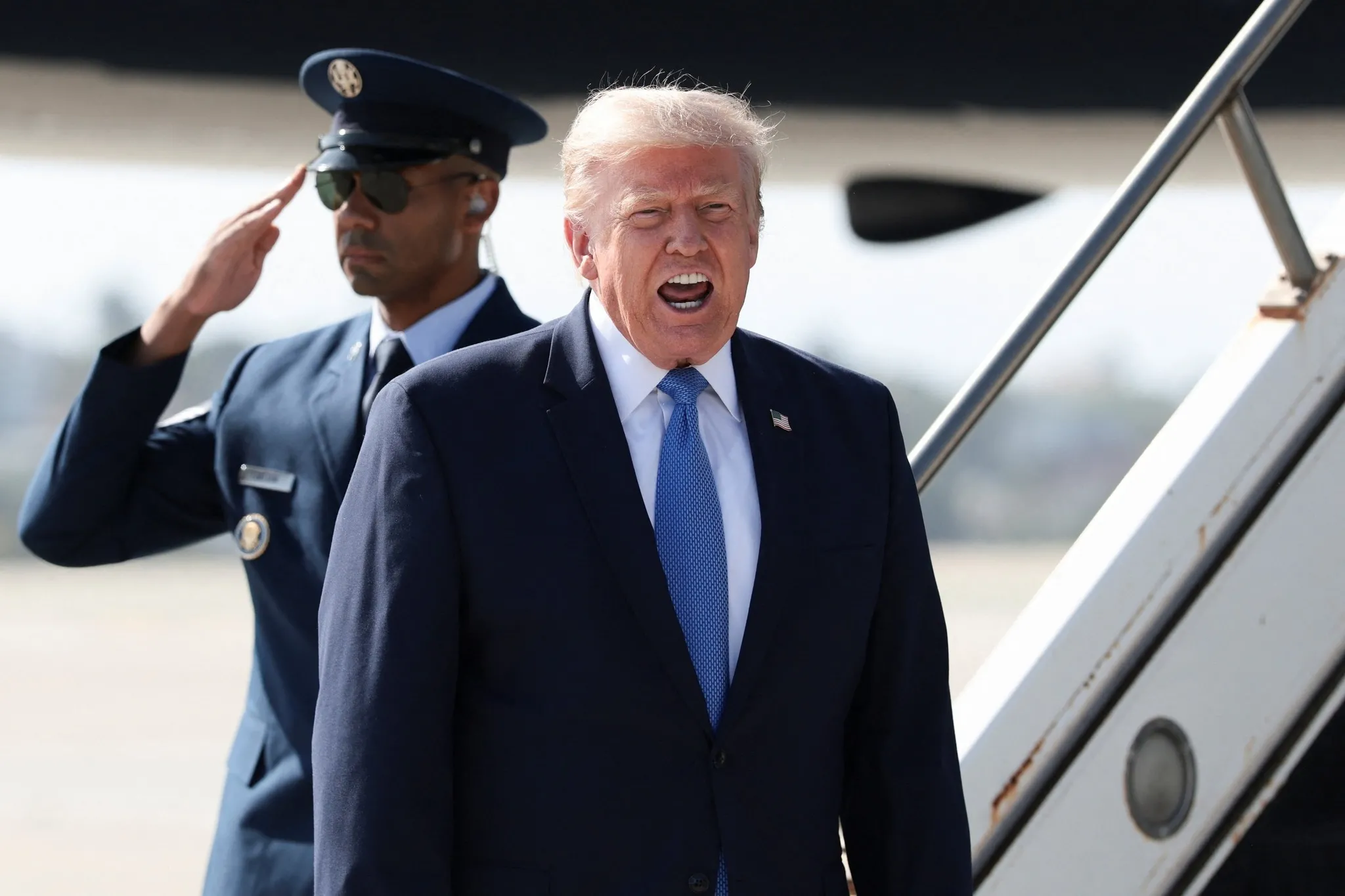 Trump'tan İran'a Hürmüz Uyarısı: Boğaz Açılmazsa Sert Vuruş