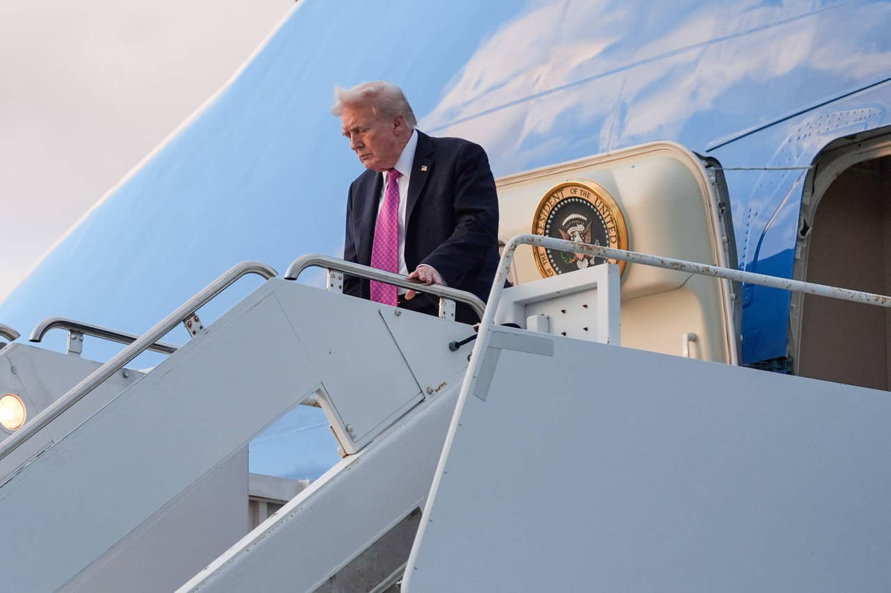 Trump'a Türkiye Dönüşü Suikast Tehdidi: Gizli Uçağa Alındı, Air Force One Yem Oldu