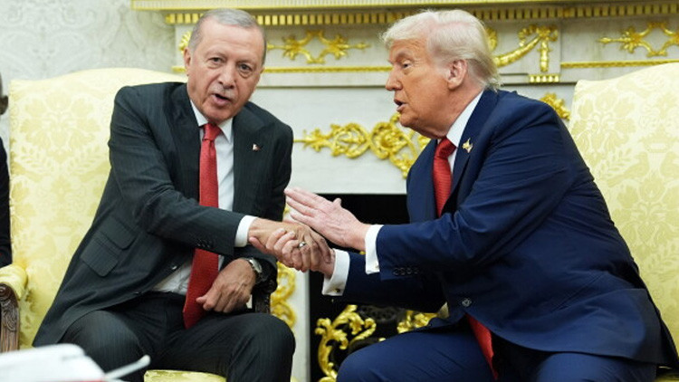 Trump 17 yıl sonra Türkiye'ye gidiyor: Erdoğan ile kritik zirve