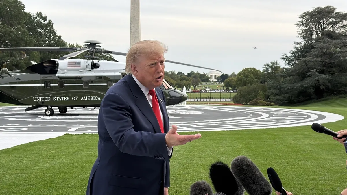 Trump'tan Zelenskiy'ye seçim çağrısı: 'Lider değişiminin vakti geldi