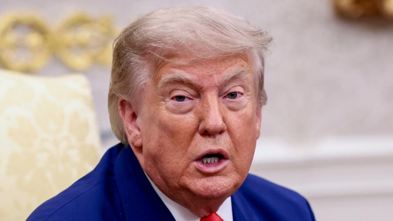 Trump'tan Zelenskiy'ye Sert Tepki: Savaşı Bitirmek İstemiyor