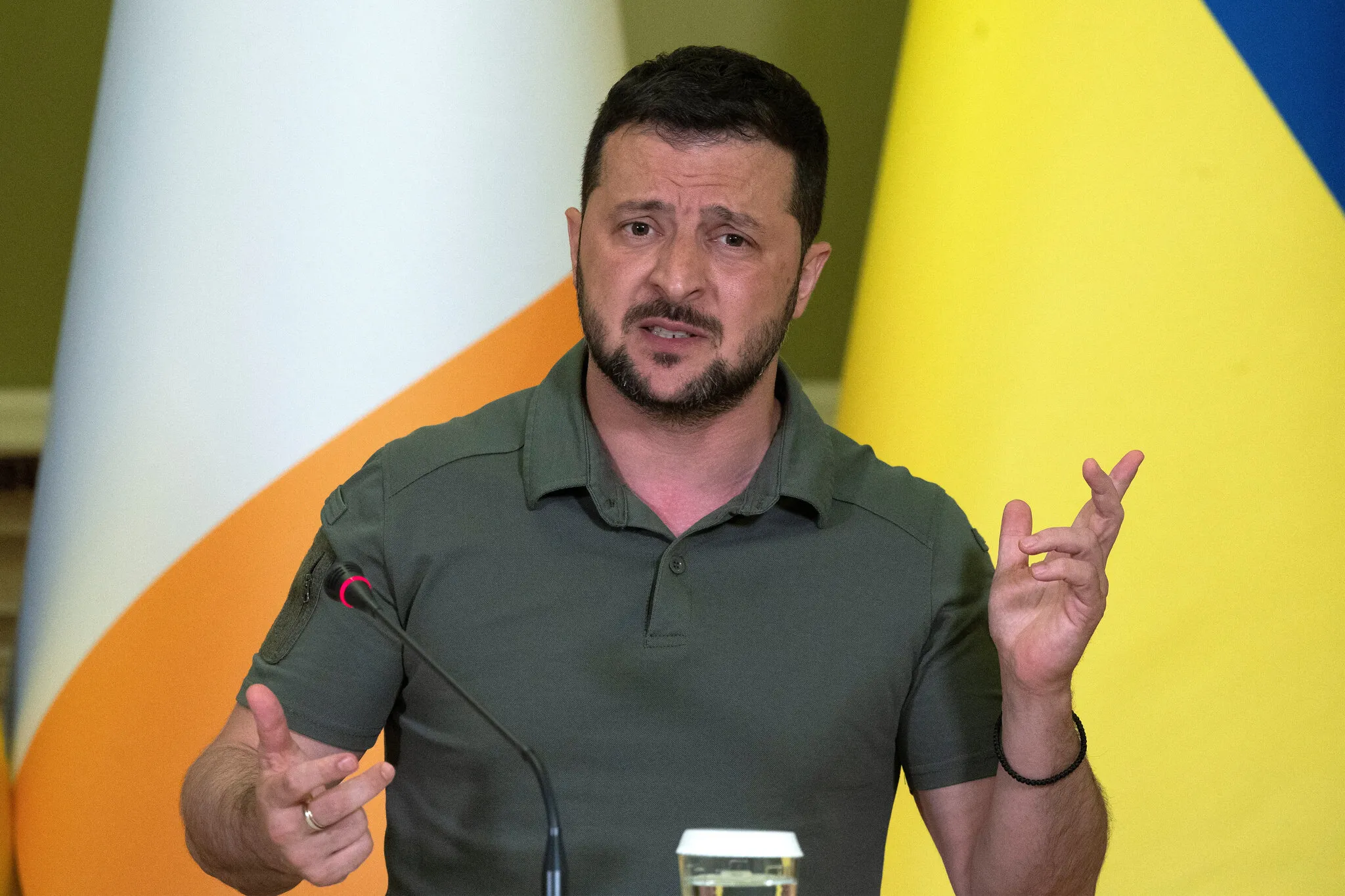 Trump, Zelenskiy'nin Taleplerini Görmezden Gelip Putin'le Yakıt Anlaşması Yaptı