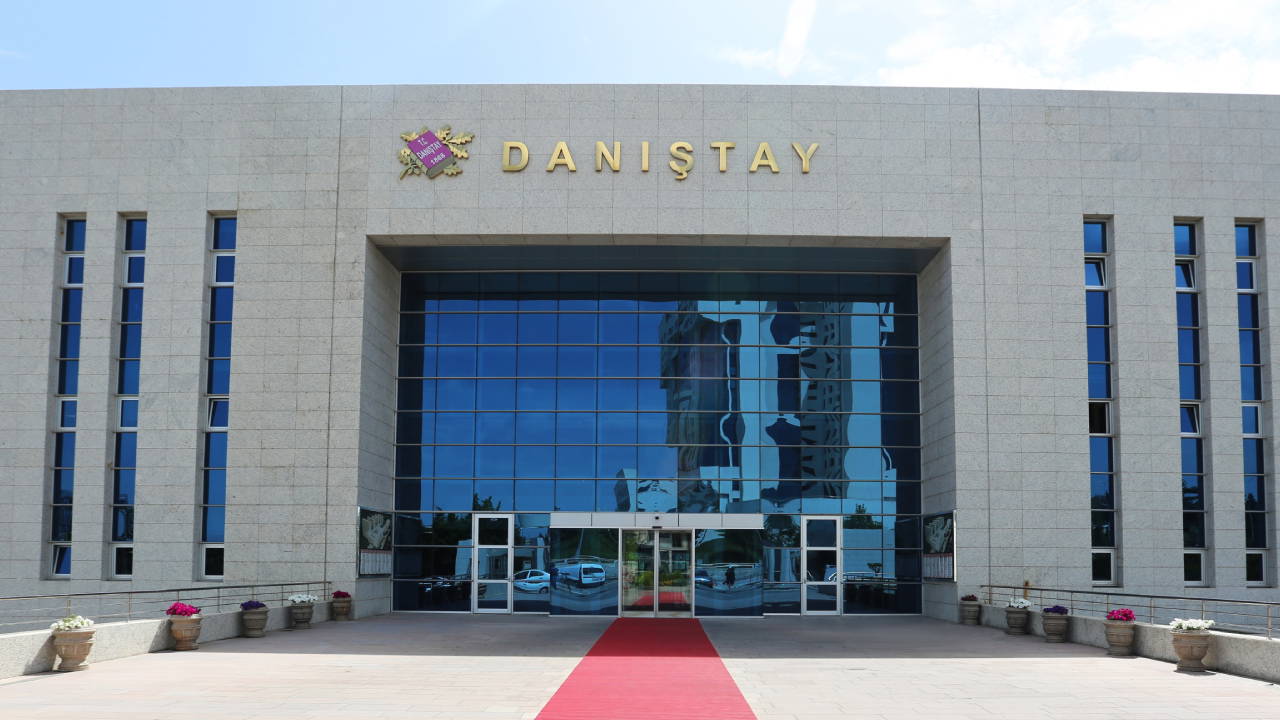 TTB ve TPD'den 21 yaş altı hormon kısıtlamasına Danıştay itirazı