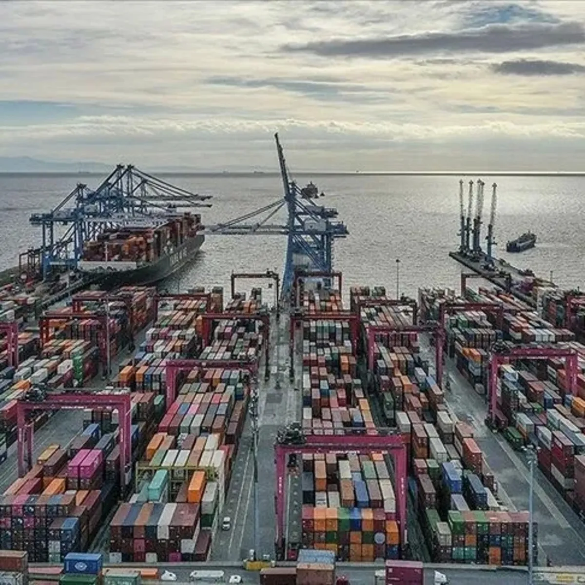 TÜİK mayıs ayı dış ticaret endekslerini açıkladı: İhracat ve ithalat birim değerleri yüzde 14,2 arttı