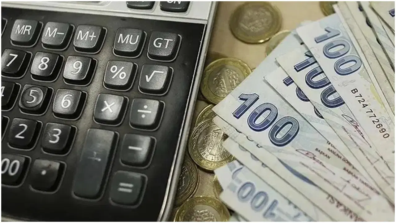TÜİK: Ticaret Satış Hacmi Yıllık Bazda Geriledi, Perakende Satışlar Arttı