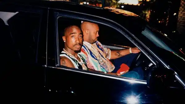 Tupac Cinayetinde Jüriye Polis Görüşmesi Dinletildi