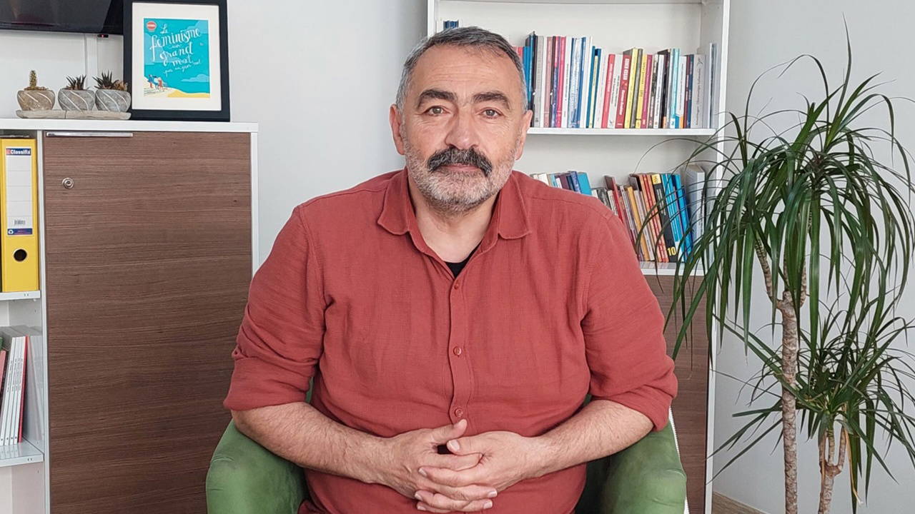 Turgut Öker: 'Alevi Toplumuna Saray'dan Temsilci Atanamaz