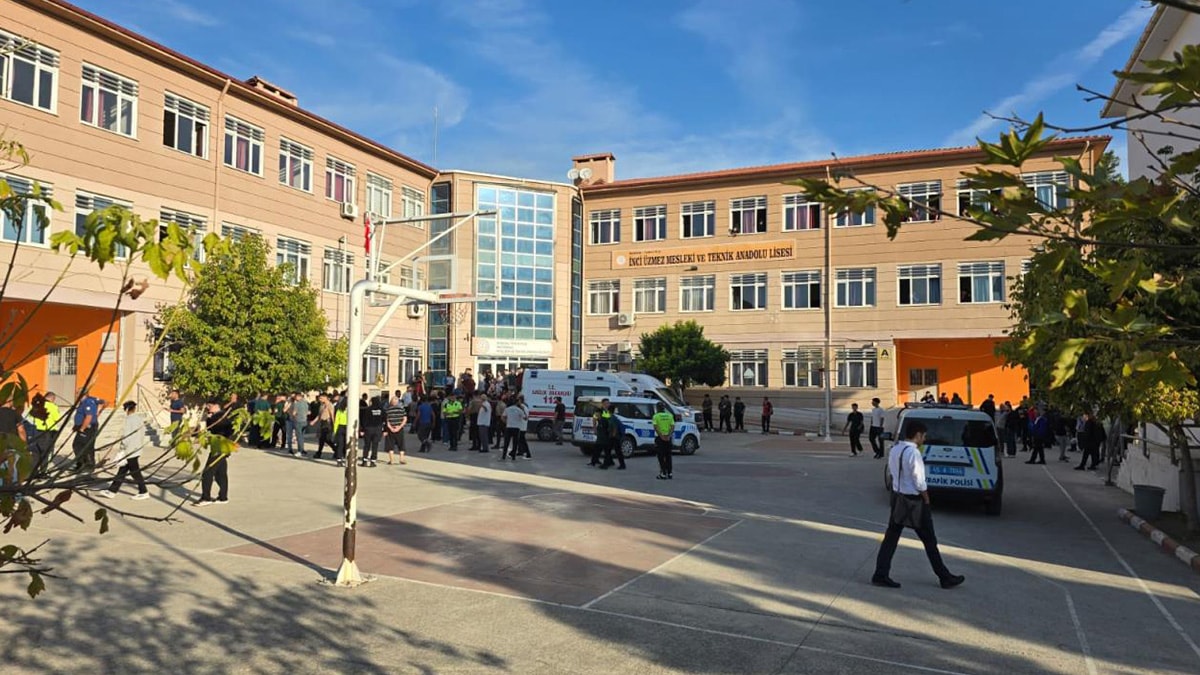 Turgutlu'da okul saldırısı: 10 şüpheli adliyeye sevk edildi