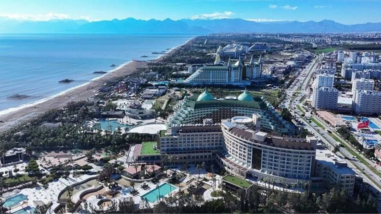Turizm sektörü 2027'de zorlu yıl bekliyor
