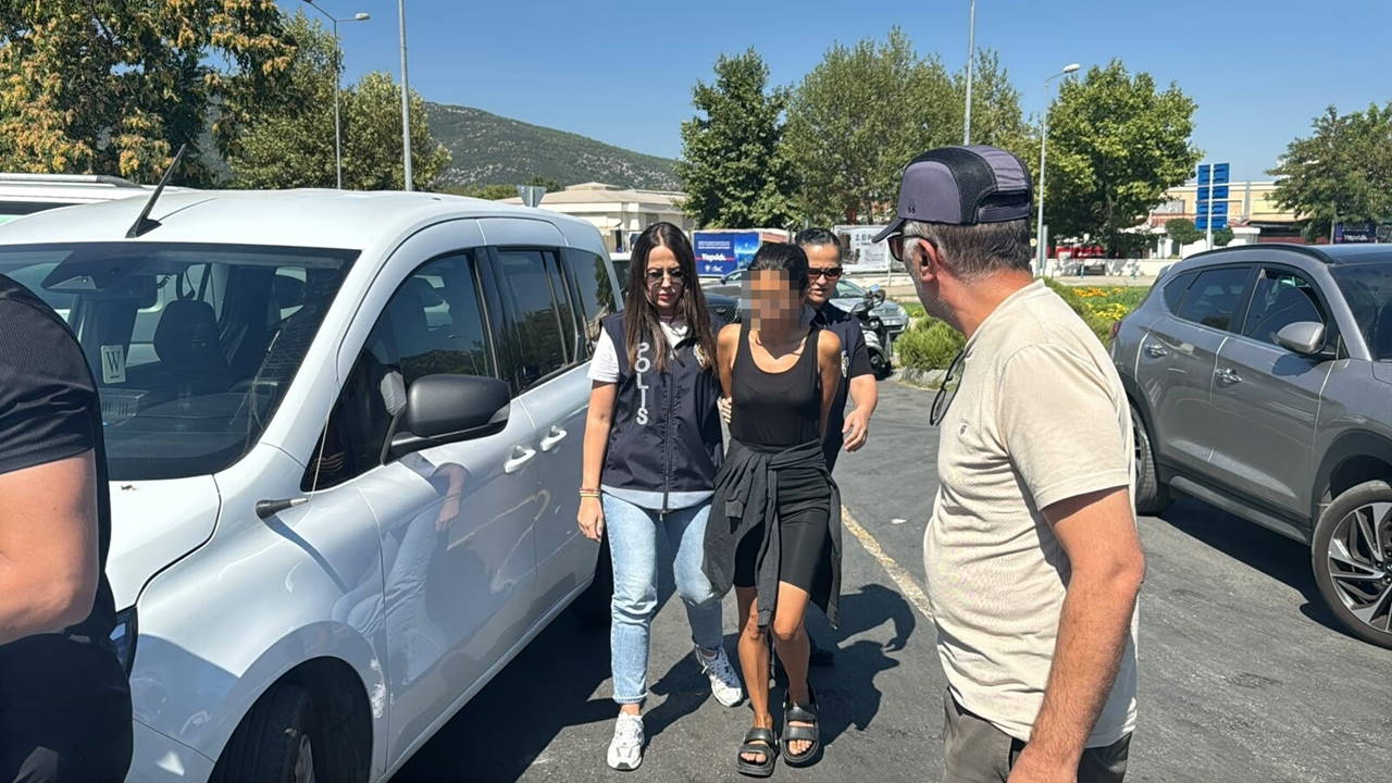 Türk Bayrağını Yakan Şüpheli Muğla'da Tutuklandı