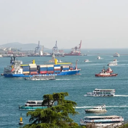 Türk Boğazları'ndan 6 Ayda 40 Bin 218 Gemi Geçti