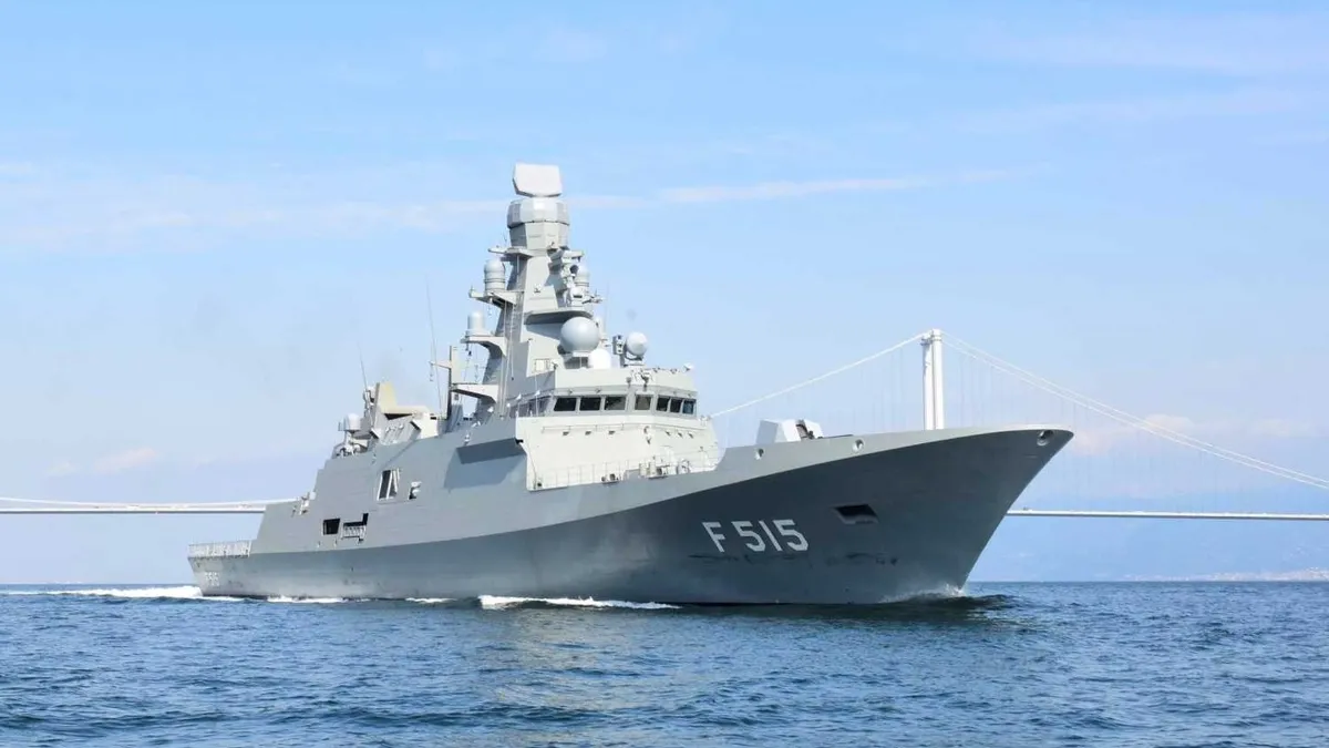 Türk donanması iç savaş sonrası ilk kez Lazkiye'de: TCG İstanbul'da Oramiral Tatlıoğlu