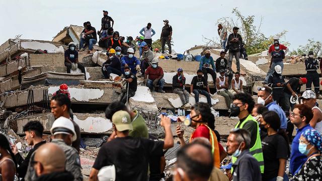 Türk arama kurtarma ekipleri Venezuela'daki depremzedeler için seferber oldu