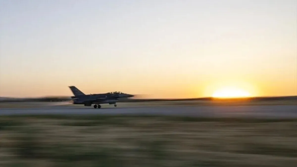 Türk F-16'ları NATO Görevi İçin Estonya'da