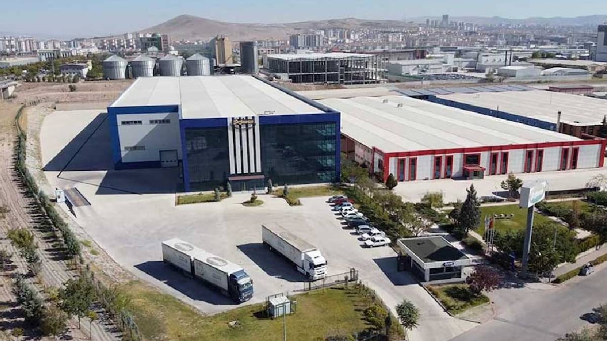 Türk gıda devi Seğmen Kardeşler resmen satıldı