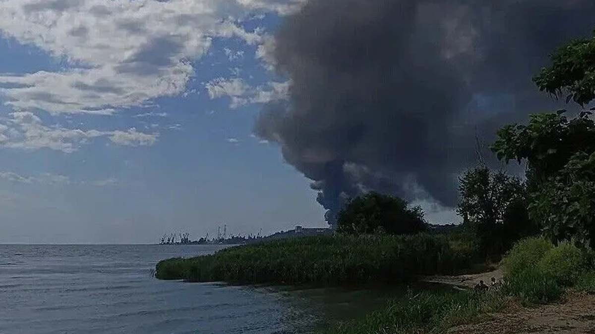 Türk şirketine ait gemi Ukrayna açıklarında vuruldu: Kaptan kayıp