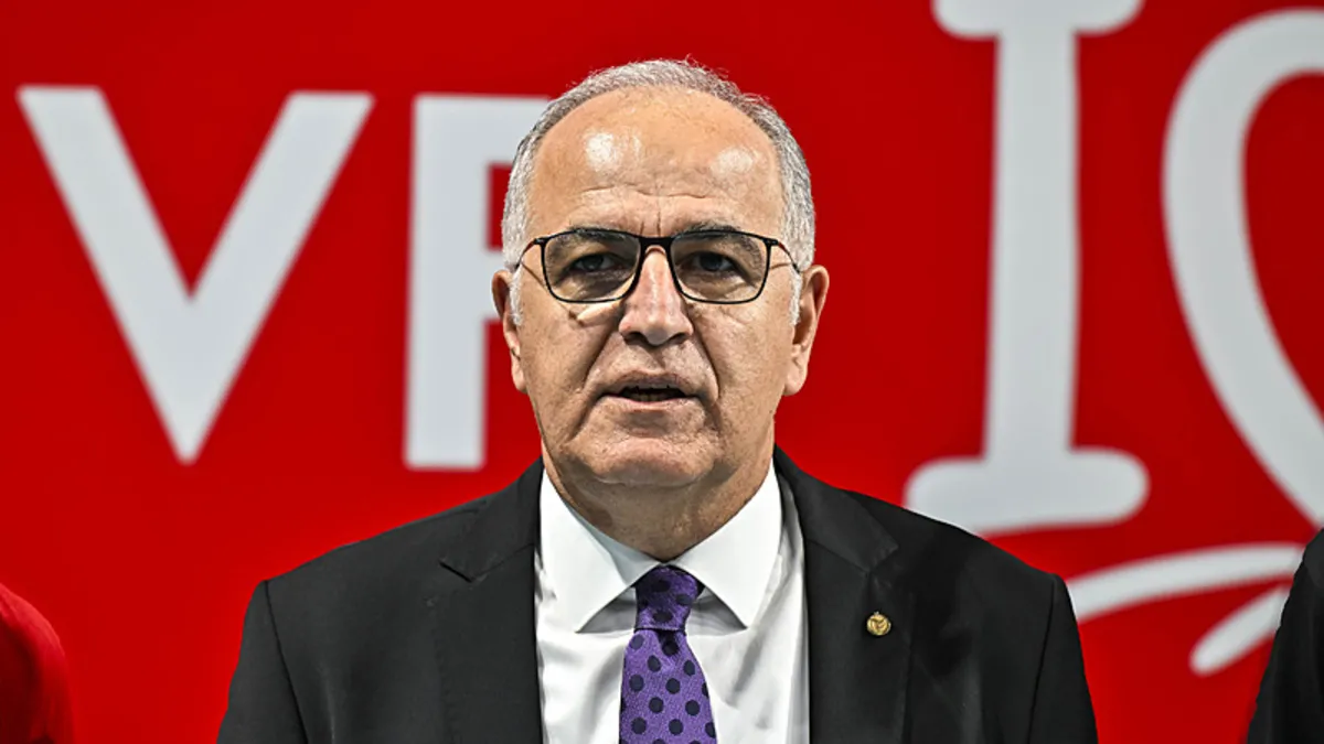 Türk voleybolu kadını ve erkeğiyle gurur kaynağı olmaya devam ediyor