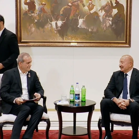 Türkçe Sohbette Su Diyaloğu: Aliyev ve Pezeşkiyan'dan Güldüren Anlar