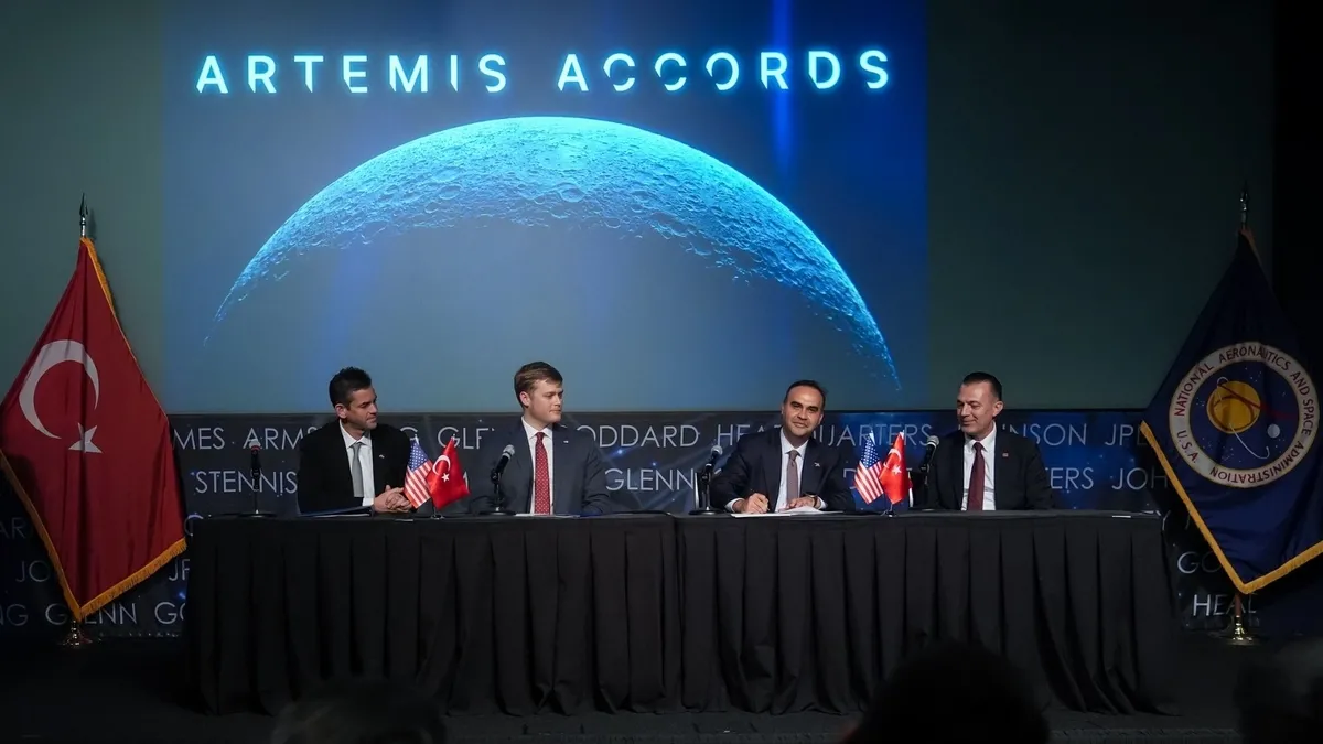 Türkiye'nin Ay Misyonu İçin Artemis Anlaşmaları'na İmza