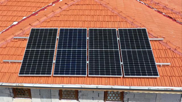 Türkiye'de Çatılarda 120 GW Güneş Enerjisi Potansiyeli