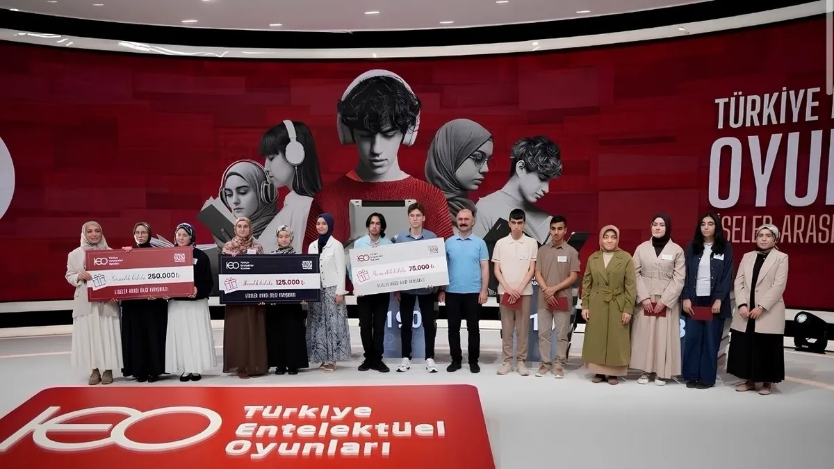 Türkiye Entelektüel Oyunları Şampiyonları atv Ekranlarında Belirlendi