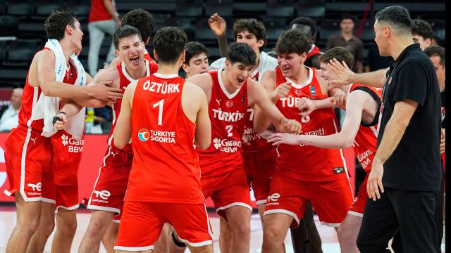 Türkiye, FIBA Dünya Kupası'nda Yeni Zelanda'yı Çifte Uzatmada Devirdi
