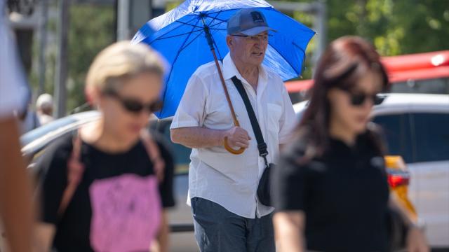 Türkiye Genelinde Sıcak Hava Etkisini Artırıyor