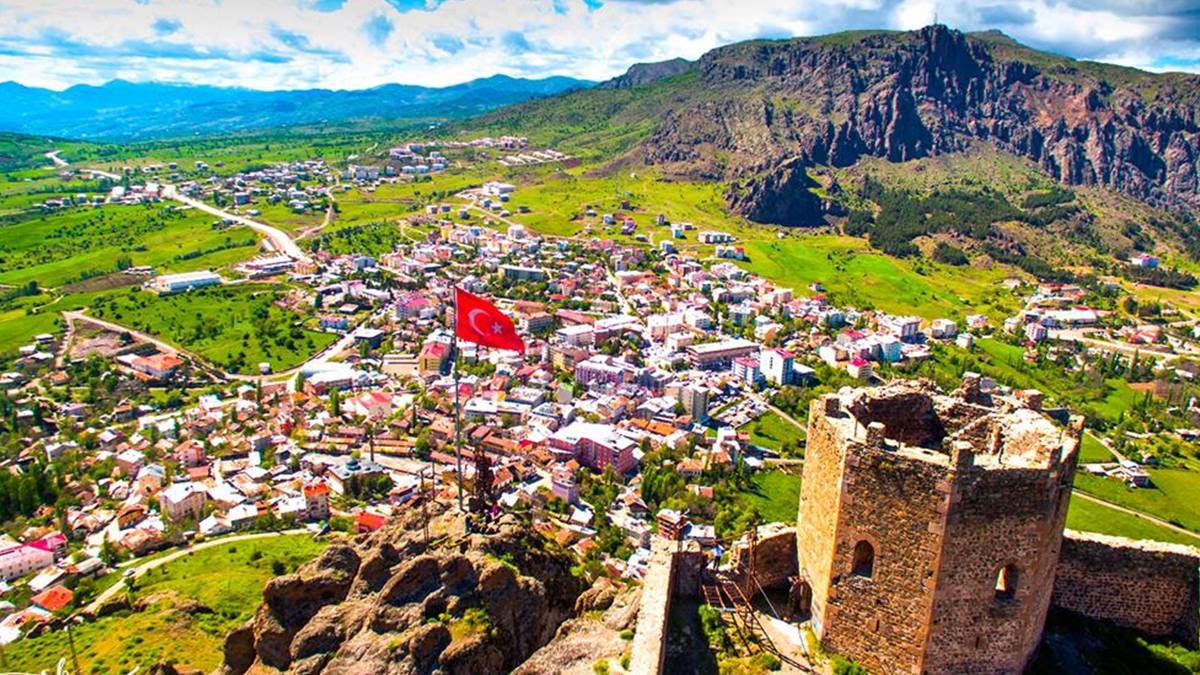 Türkiye'nin Gözde İlleri İlçe Oldu: Değişen Harita