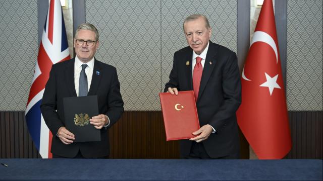 Türkiye ve İngiltere'den stratejik savunma ortaklığı anlaşması
