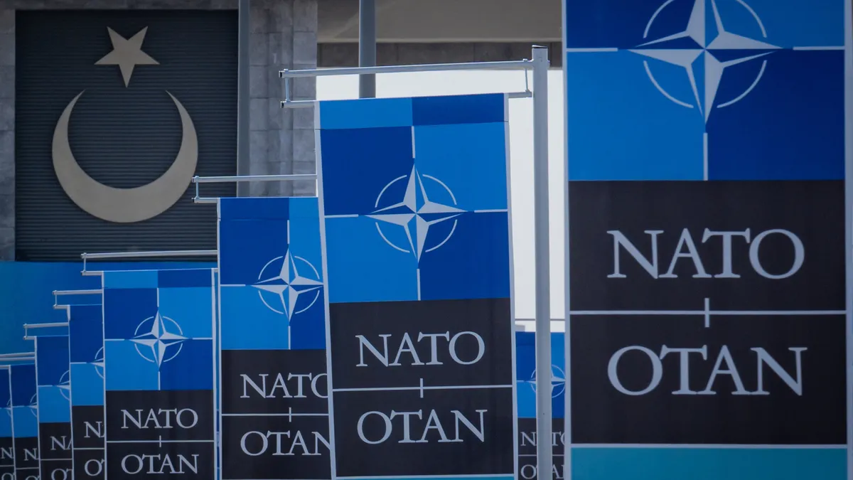 Türkiye'nin NATO serüveni: 2 kez reddedildi, devlet aklı galip geldi