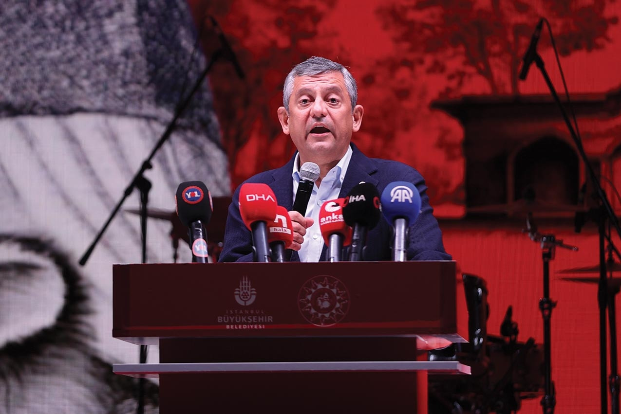 Türkiye'nin yarınlarını kardeşlikle kucaklayacağız