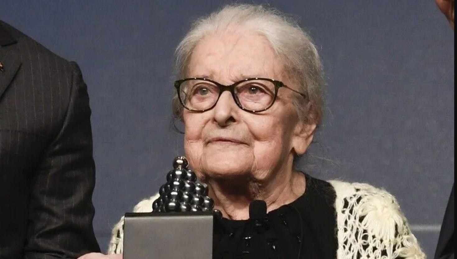 Türkiye, Prof. Dr. İoanna Kuçuradi'ye Doğum Gününde Veda Ediyor