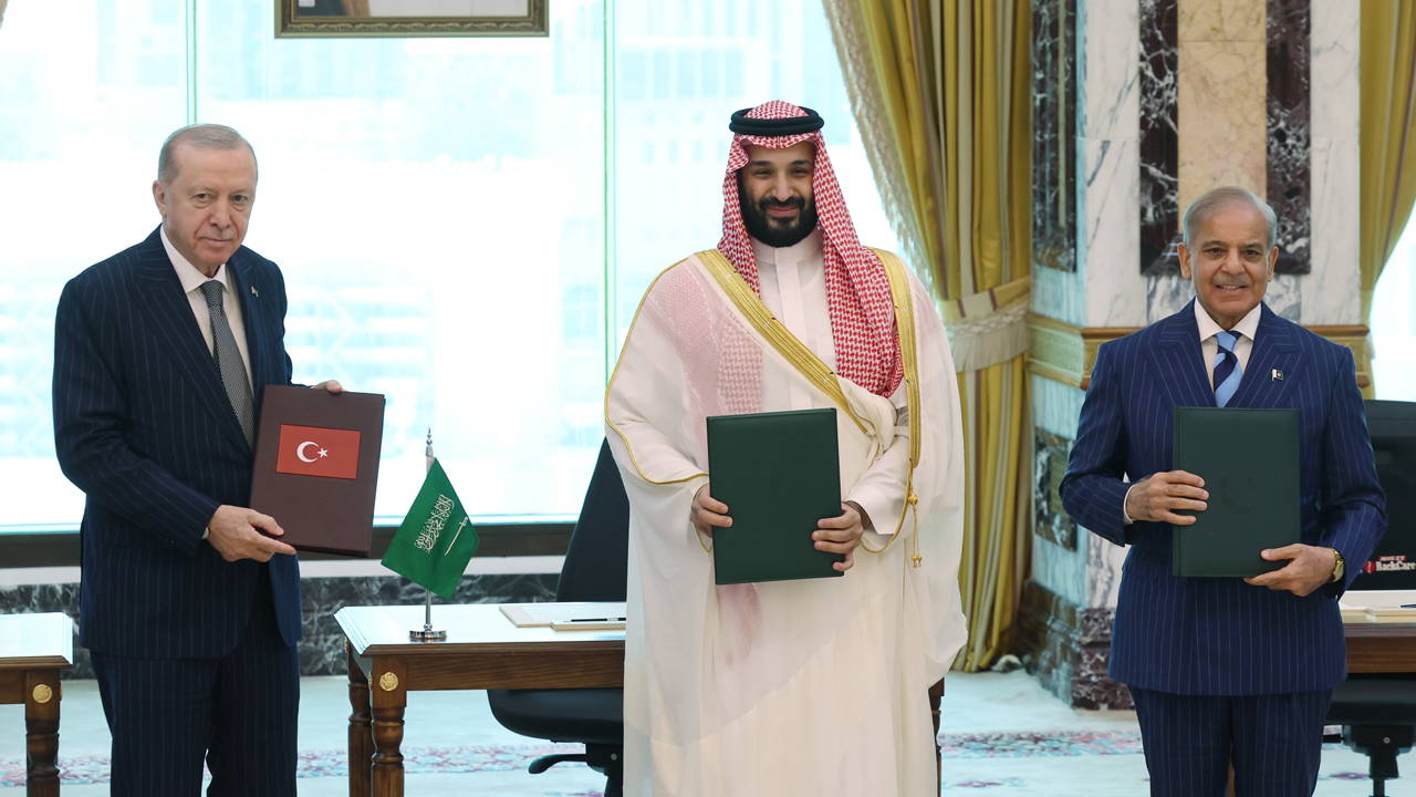 Türkiye, Suudi Arabistan ve Pakistan'dan Mekke Savunma Anlaşması