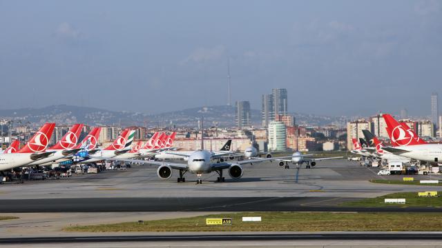 Türkiye'de 5 ayda 89 milyon yolcu hava yolunu kullandı