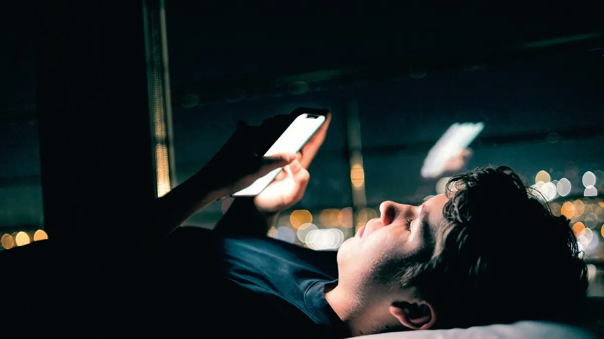 Türkiye'de internet kullanımı alarm veriyor: Günde 7 saati aştı