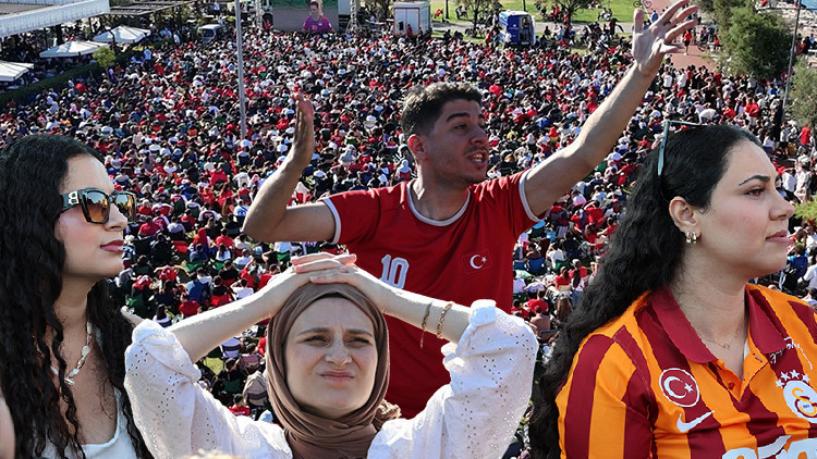 Türkiye'de sabah 7'de milli maç heyecanı: Meydanlar doldu taştı
