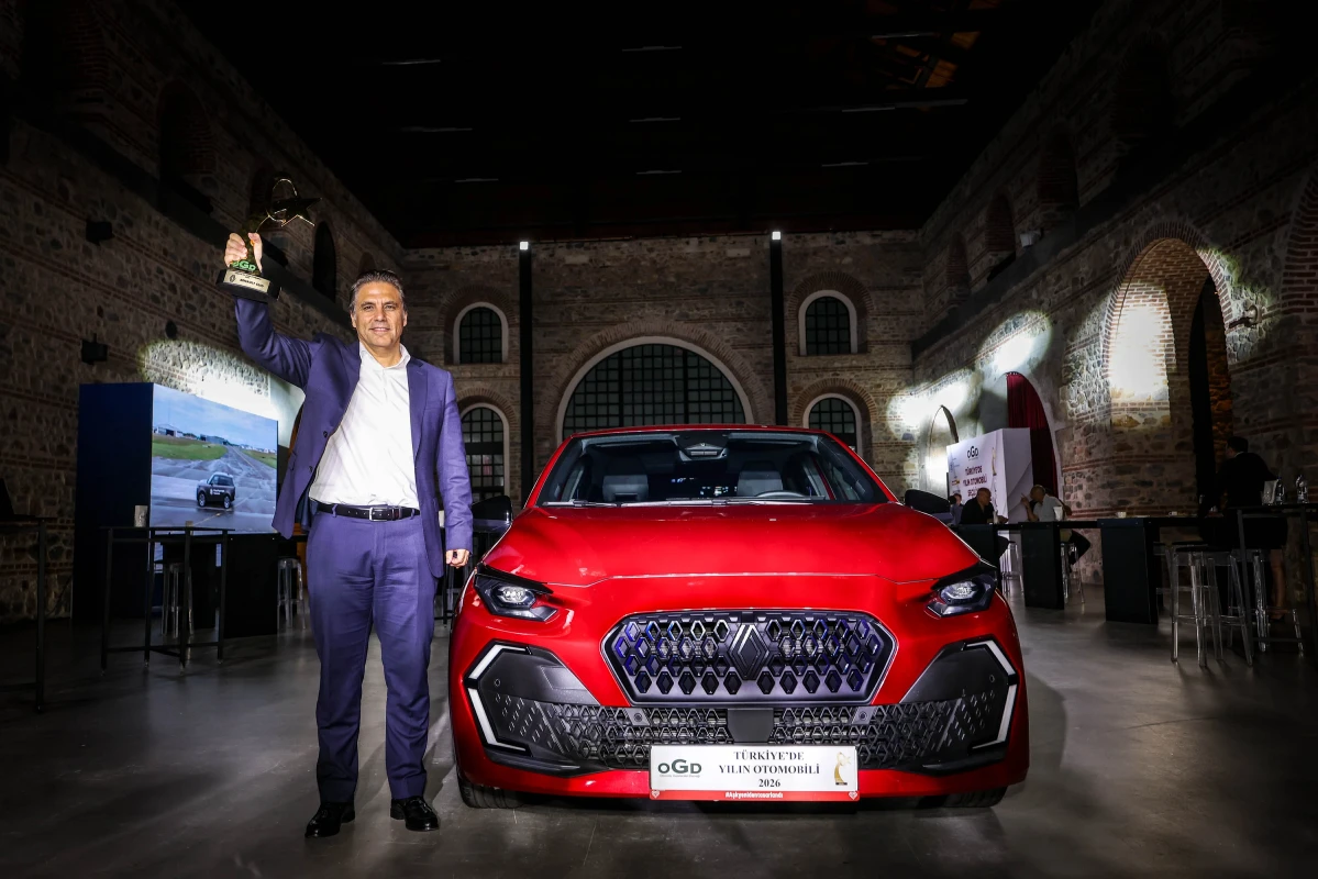 Türkiye'de Yılın Otomobili 2026 ödülü Rena'nın oldu