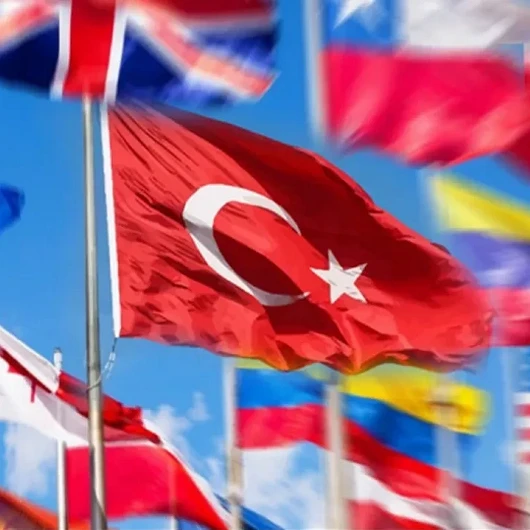 Türkiye'nin Denizlerdeki Sessiz Hamlesi: Üç Büyük Adım