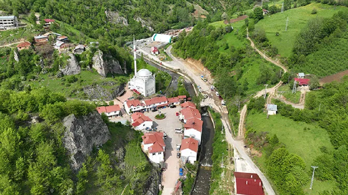 Türkiye'nin En Huzurlu 3 İli: Karadeniz'in Saklı Cennetleri