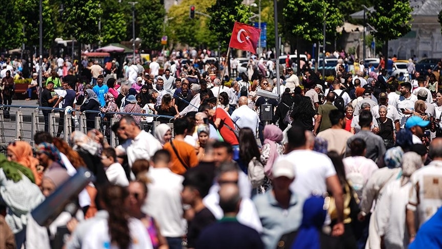 Nüfus 150 bini geçti