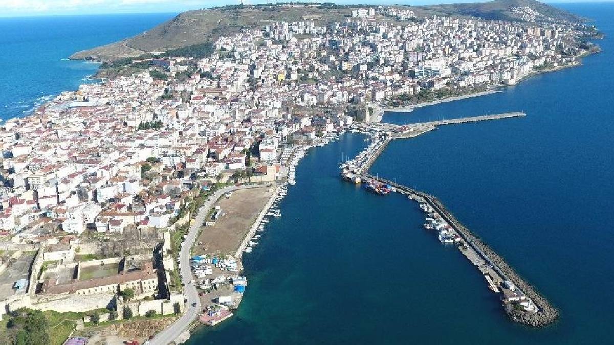 Türkiye'nin En Mutlu Şehri Belli Oldu: İstanbul, Ankara ve İzmir İlk 10'da Yok