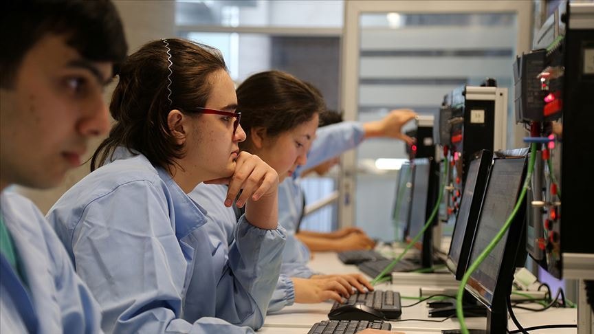 Türkiye'nin en mutsuz meslekleri: Maaş ve mobbing mutsuz ediyor