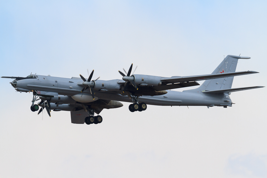 Ukrayna'dan Rusya'ya Sürpriz Saldırı: Tu-142 ve İskender Füze Sistemi Vuruldu