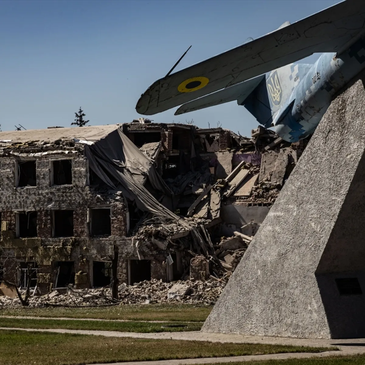 Ukrayna Savaşında Batı Parmağı: 'Provoke Edilmiş Savaş' Tartışması