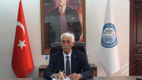 Ula Belediye Başkanı ve 9 Meclis Üyesi CHP'den İstifa Etti